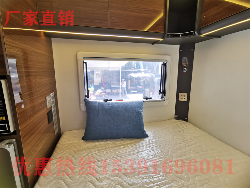 benz房車v260 60萬的奔馳房車